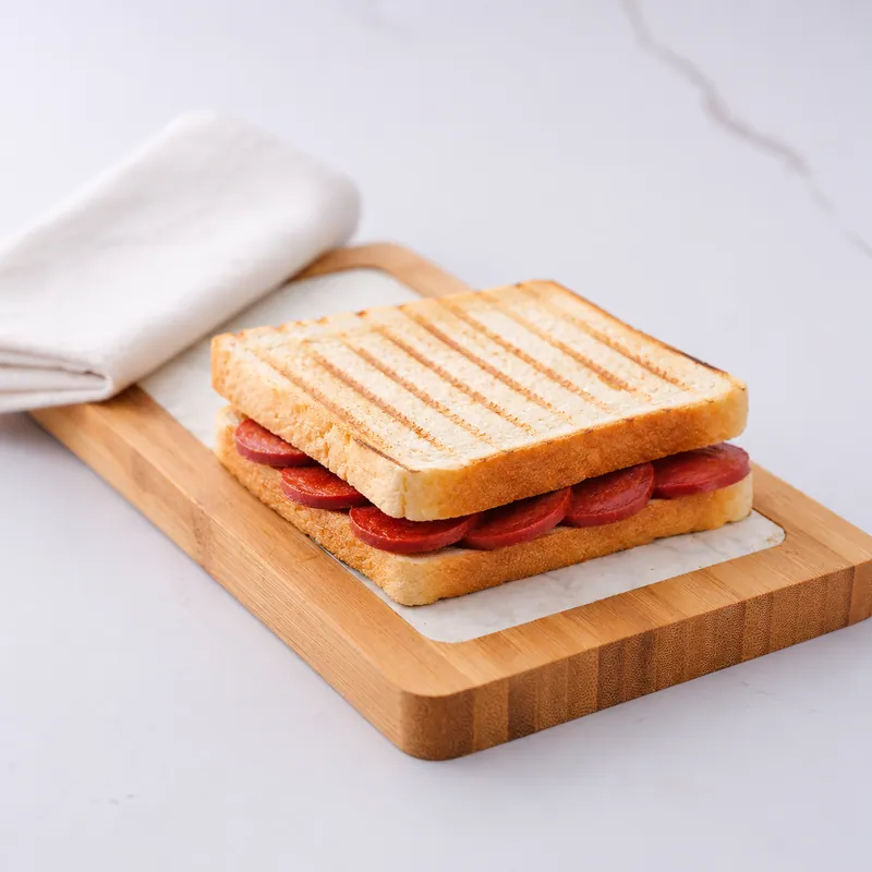 Kare Tost — Sucuklu